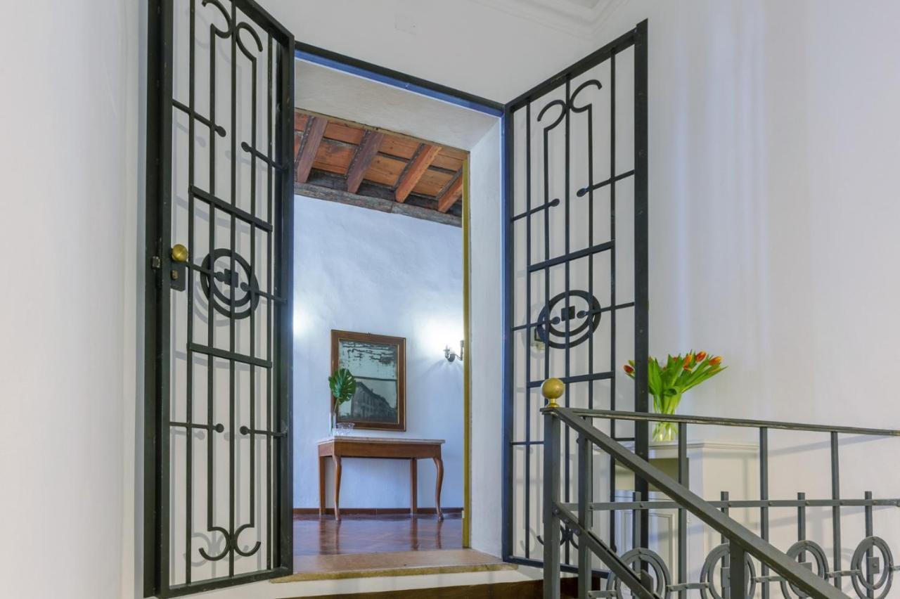 Apartmán Frescobaldi Aparments! A Casa Di Francesco Ferrara Exteriér fotografie